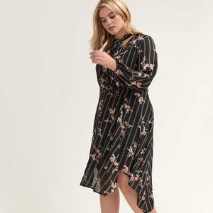 Love and Legend long sleeve dress, size 24